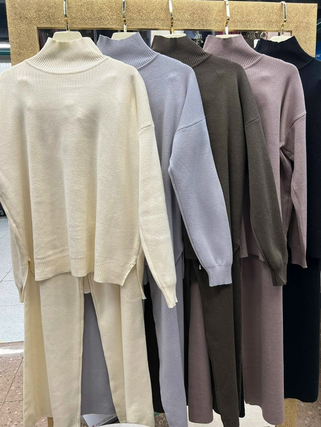 Женский костюм фиолетовый купить в Интернет-магазине Садовод База - цена 2300 руб Садовод интернет-каталог