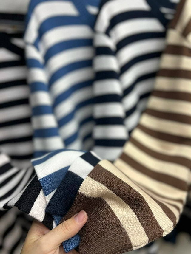 Свитер женский коричневый купить в Интернет-магазине Садовод База - цена 1100 руб Садовод интернет-каталог