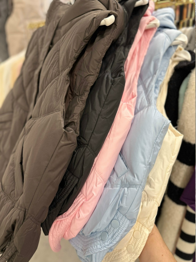 💕Жилетка Весенняя с капюшоном купить в Интернет-магазине Садовод База - цена 1300 руб Садовод интернет-каталог