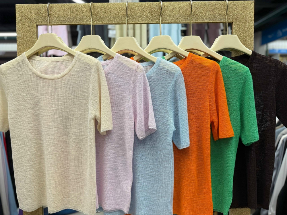 Женская футболка зеленая