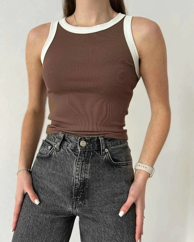 Женская майка коричневая