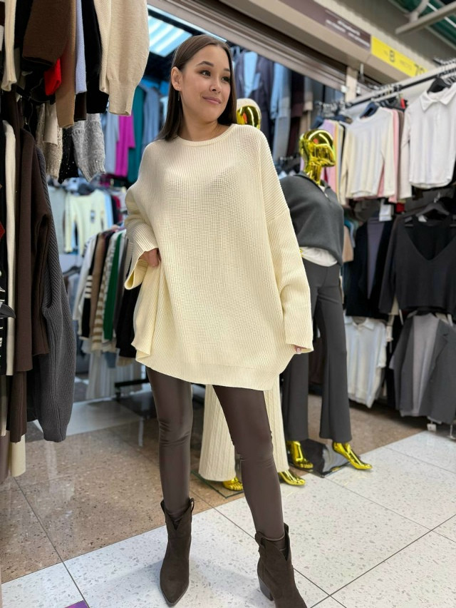 Свитер женский молочный купить в Интернет-магазине Садовод База - цена 1500 руб Садовод интернет-каталог