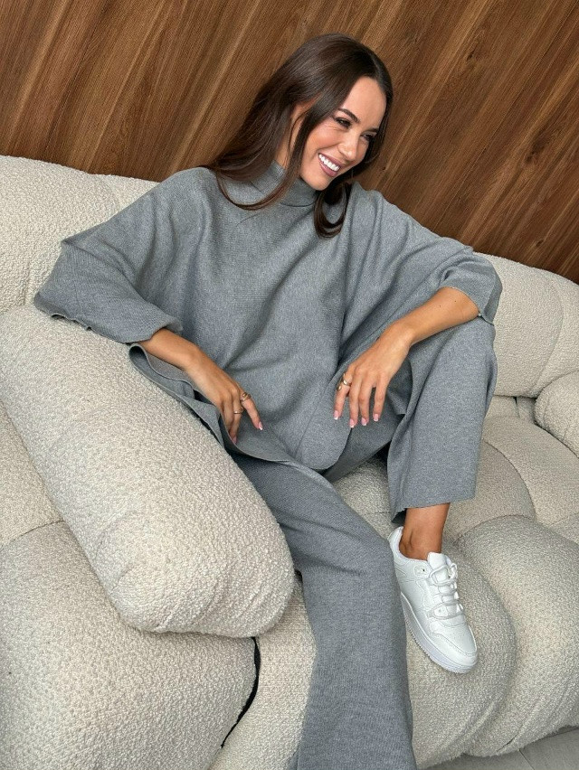 Женский костюм серый купить в Интернет-магазине Садовод База - цена 2050 руб Садовод интернет-каталог