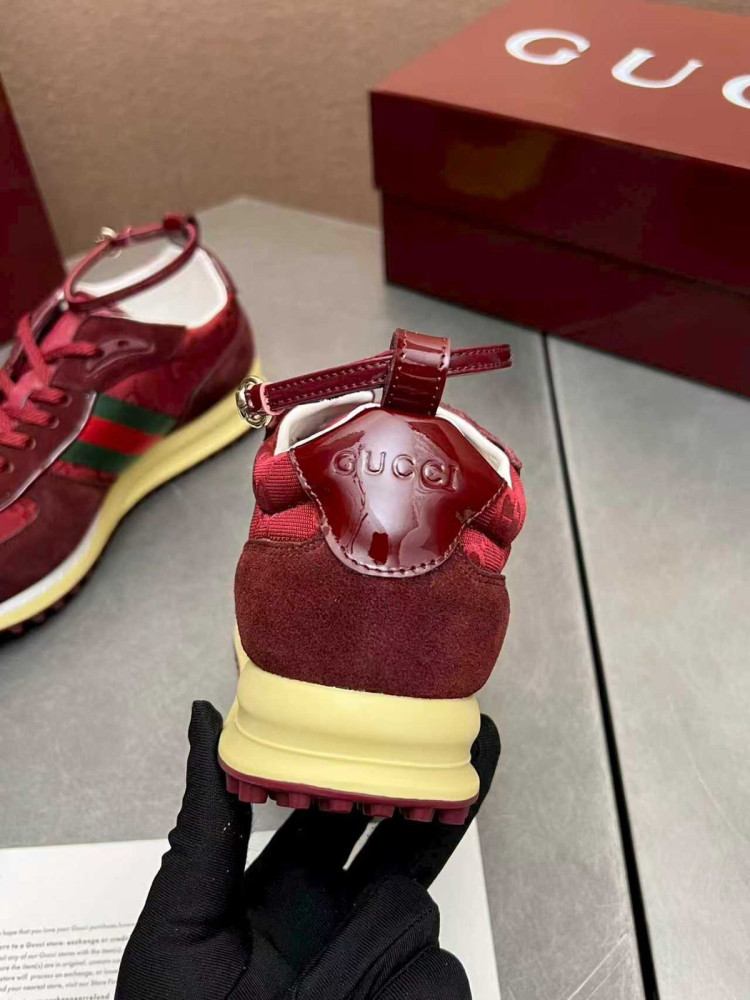 Женские кроссовки купить в Интернет-магазине Садовод База - цена 12000 руб Садовод интернет-каталог