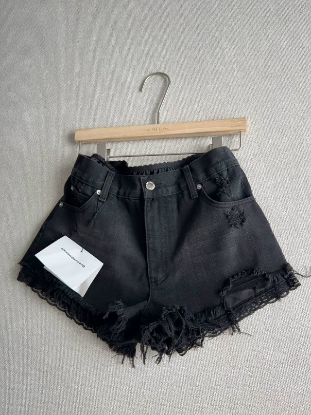 Шорты черные