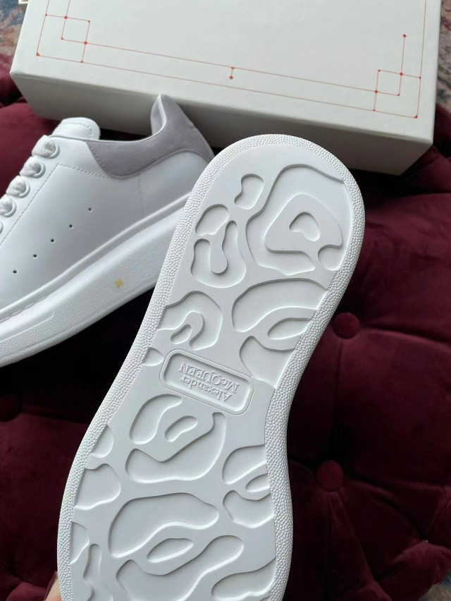 Кроссовки женские белые купить в Интернет-магазине Садовод База - цена 14500 руб Садовод интернет-каталог