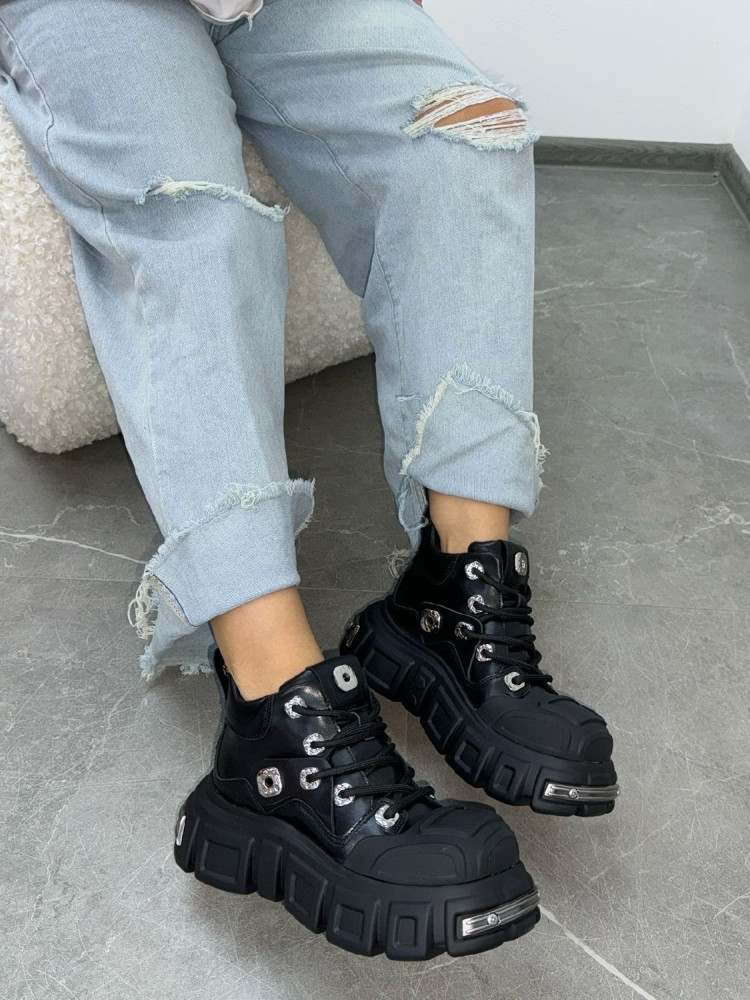 Кроссовки, натуральная кожа купить в Интернет-магазине Садовод База - цена 1000 руб Садовод интернет-каталог