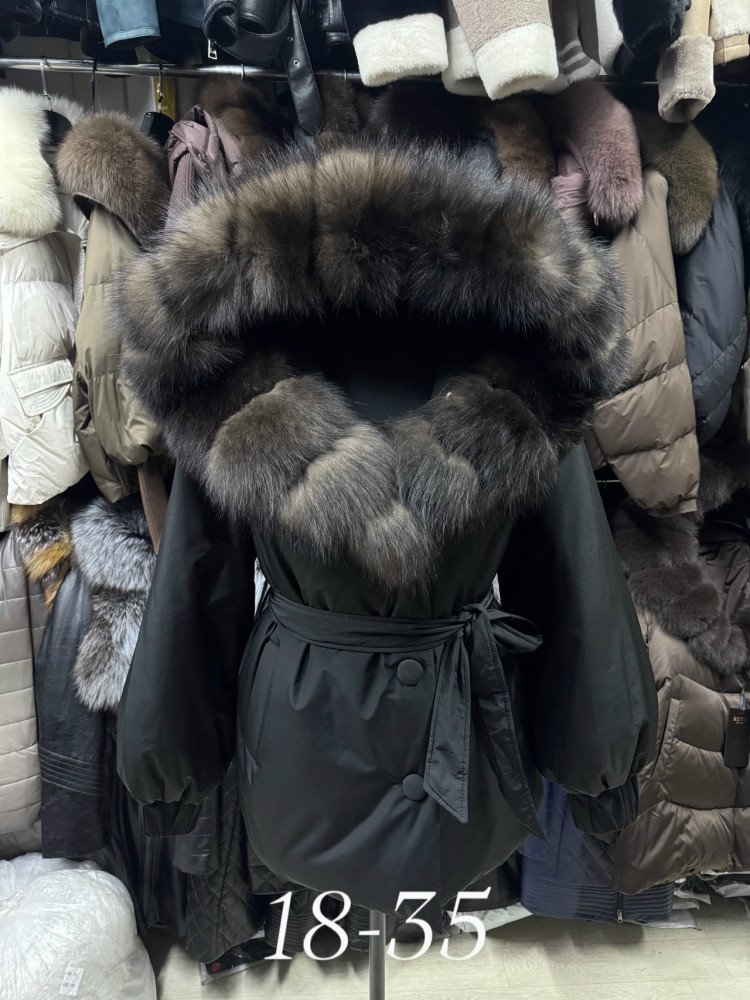 Курточка женская с капюшоном купить в Интернет-магазине Садовод База - цена 12500 руб Садовод интернет-каталог