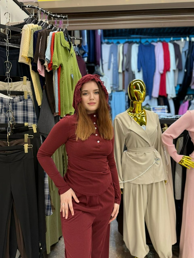 Женский костюм красный купить в Интернет-магазине Садовод База - цена 2400 руб Садовод интернет-каталог