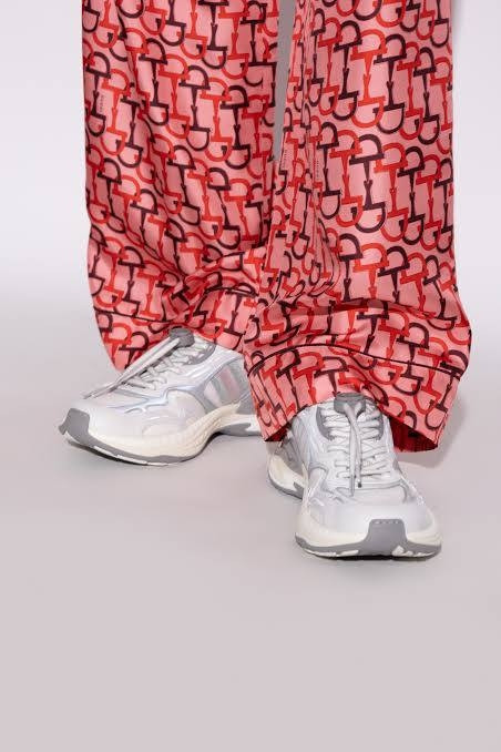 Кроссовки женские белые купить в Интернет-магазине Садовод База - цена 19500 руб Садовод интернет-каталог